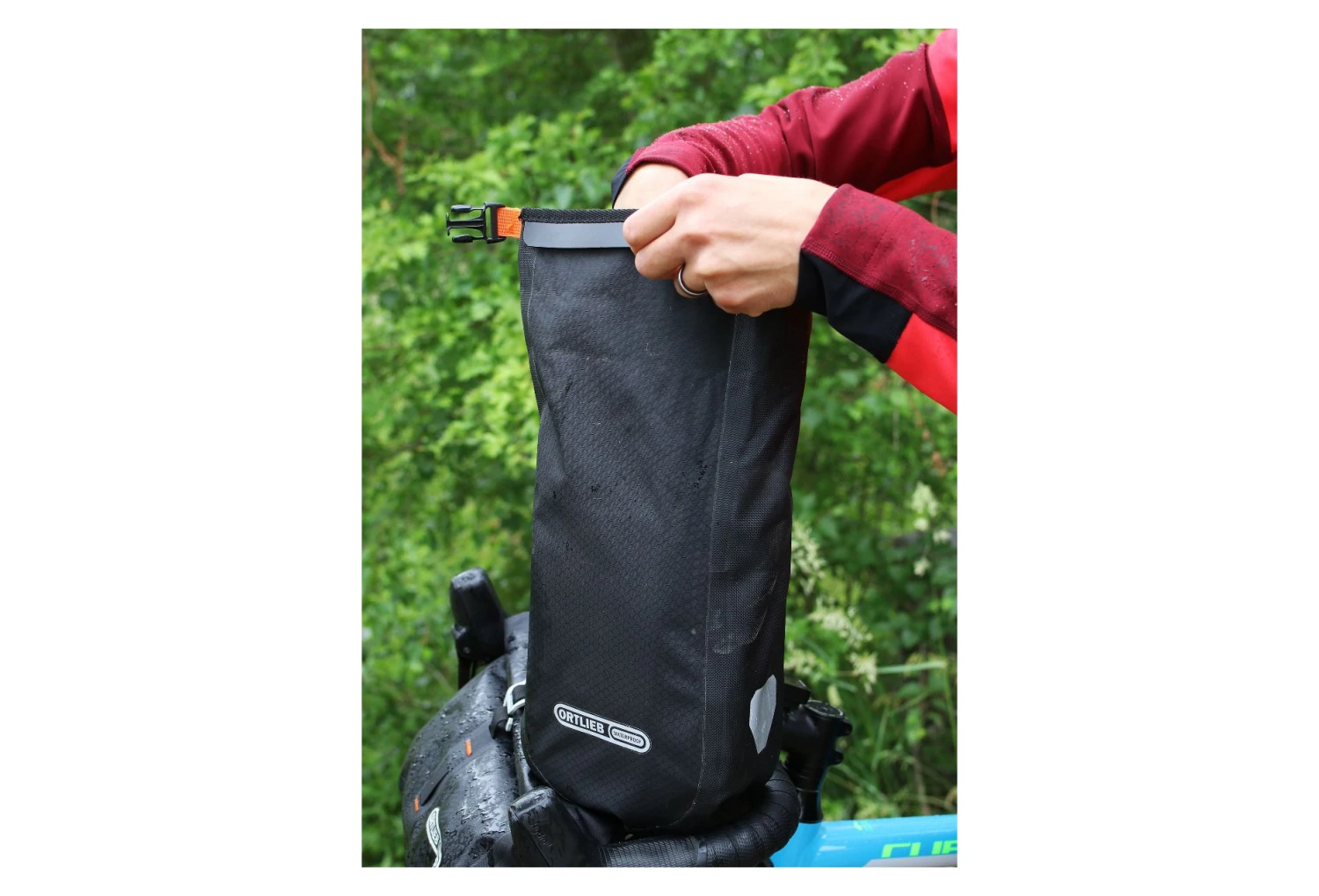 Ortlieb Fork-Pack 4.1L Fork Bag Black 11 Ortlieb Fork-Pack 4.1L Fork Bag Black - Image 9