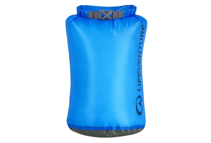 Lifeventure Ultralight Dry Bag 5L Blue 3 Lifeventure Ultralight Dry Bag 5L Blue